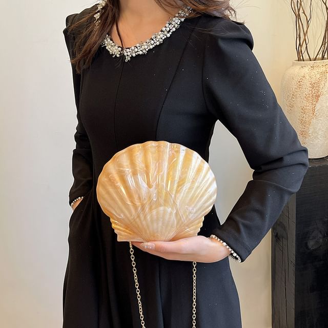 Chain Shell Strap Bag Evening