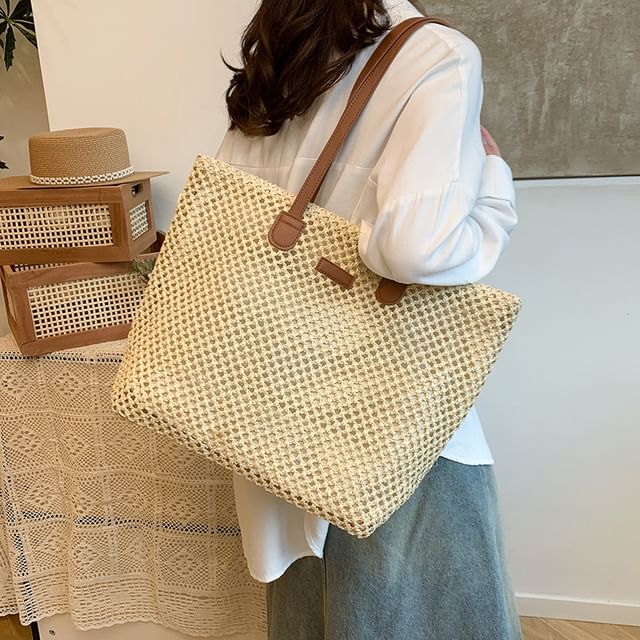 Perforated Bag Straw Tote