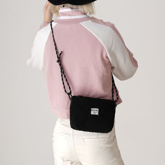 Bag Fleece Applique Crossbody