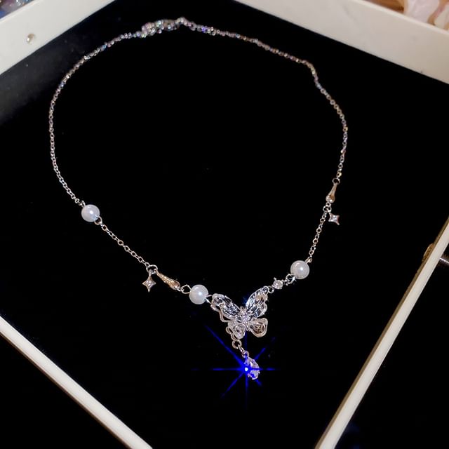 (Various Faux Pendant Choker Pearl Designs) Alloy