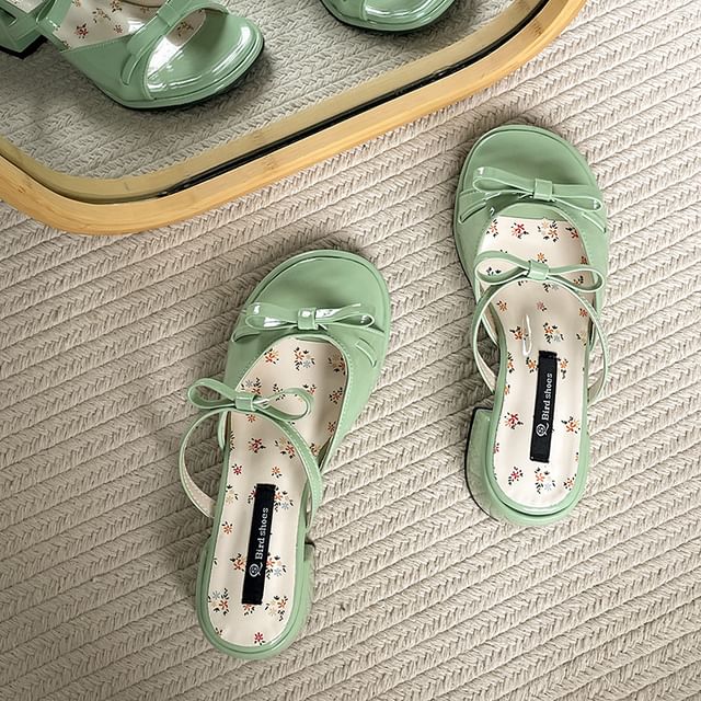 Heel Chunky Patent Leather Bow Sandals