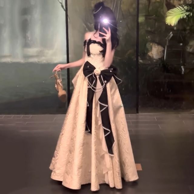 Faux Bow Strap / Ruffle Spaghetti Trim Skirt Evening A-Line Pearl Petticoat Gown Set