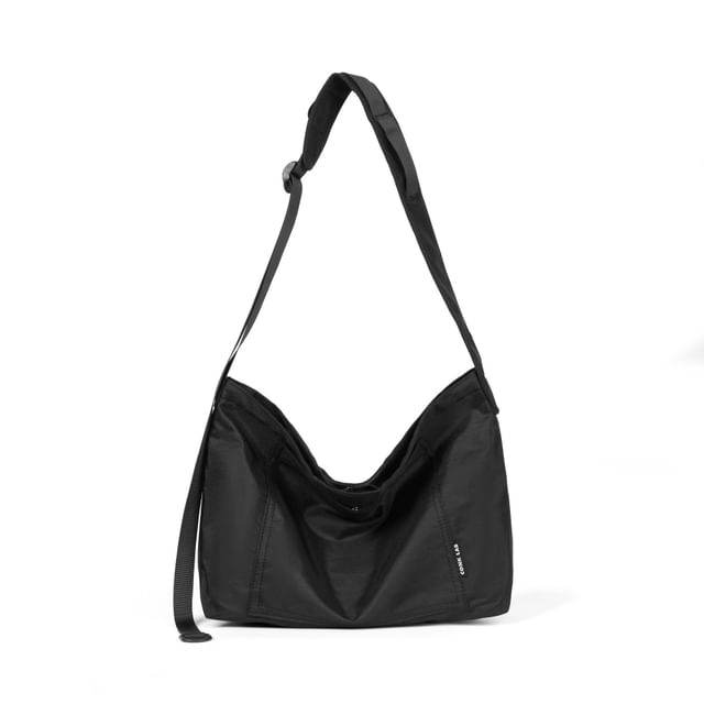 Zip Messenger Plain Bag Lightweight
