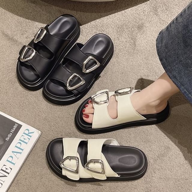 Slide Buckled Sandals Platform