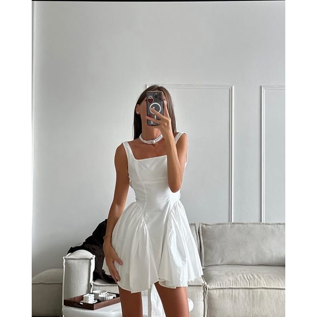 Neck A-Line Tie Mini Waist Back Open Sleeveless Plain Square Dress