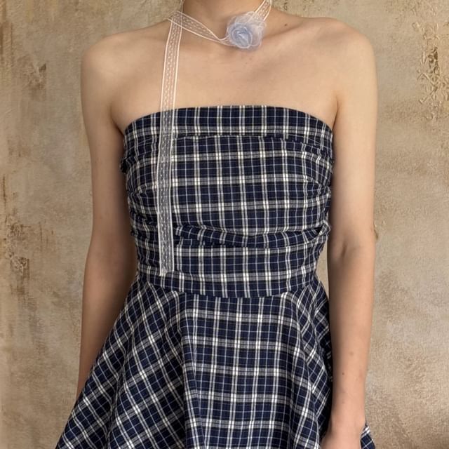 Flowy Strapless Top Plaid