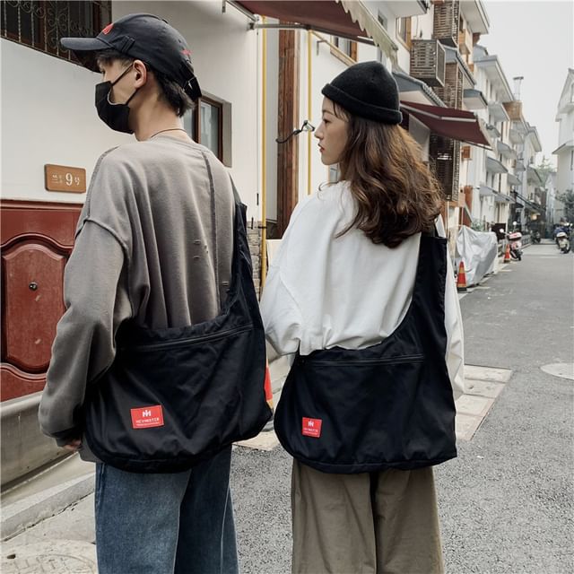 Messenger Lettering Bag Tag