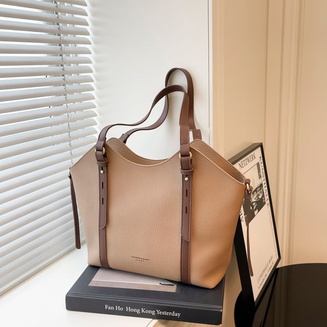 Faux Bag Tote Leather