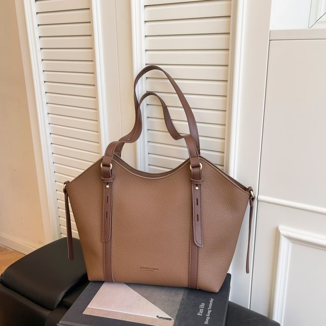 Faux Bag Tote Leather