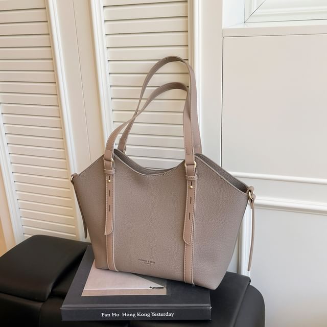 Faux Bag Tote Leather