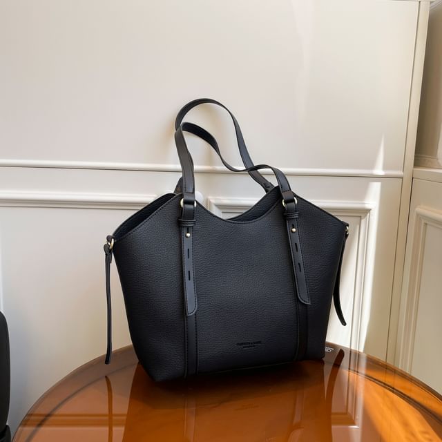 Faux Bag Tote Leather