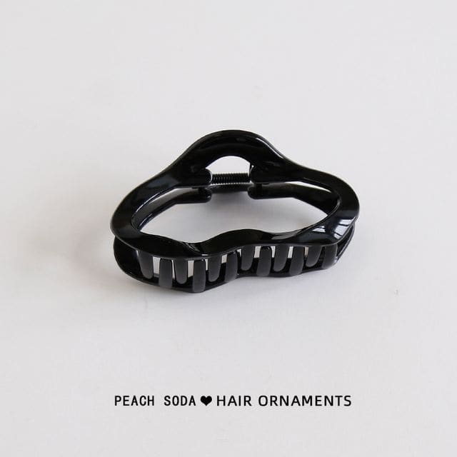 Acrylic Hair Clamp - Black / One Size