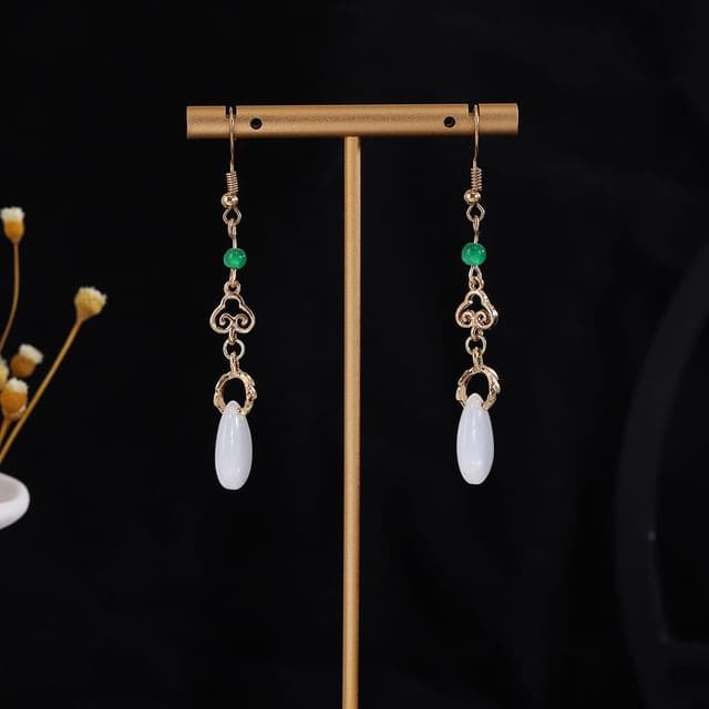 Alloy Chandelier Earring - E3586 - 1 Pair - Gold & White &