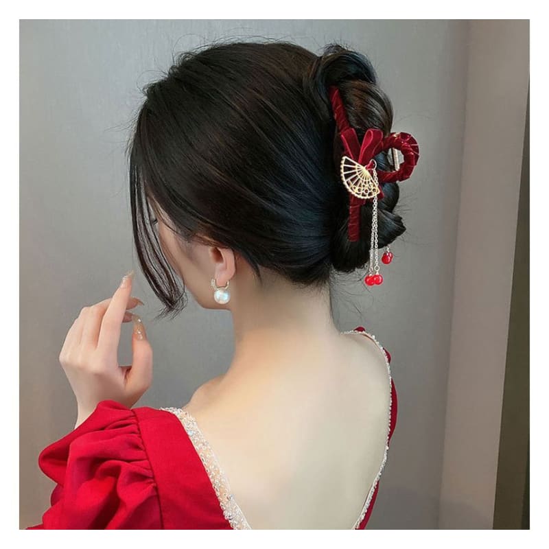 Alloy Fan Velvet Hair Claw