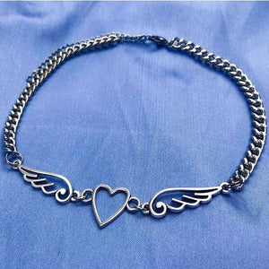 Angel Wings Heart Chain Necklace - Standart / Silver
