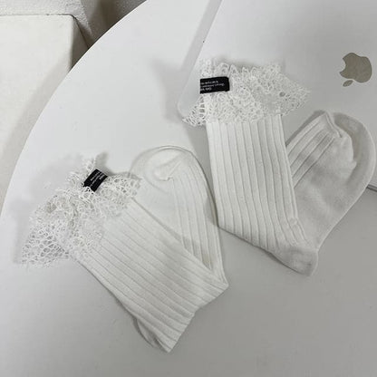 Applique Lace Trim Socks - White / One Size