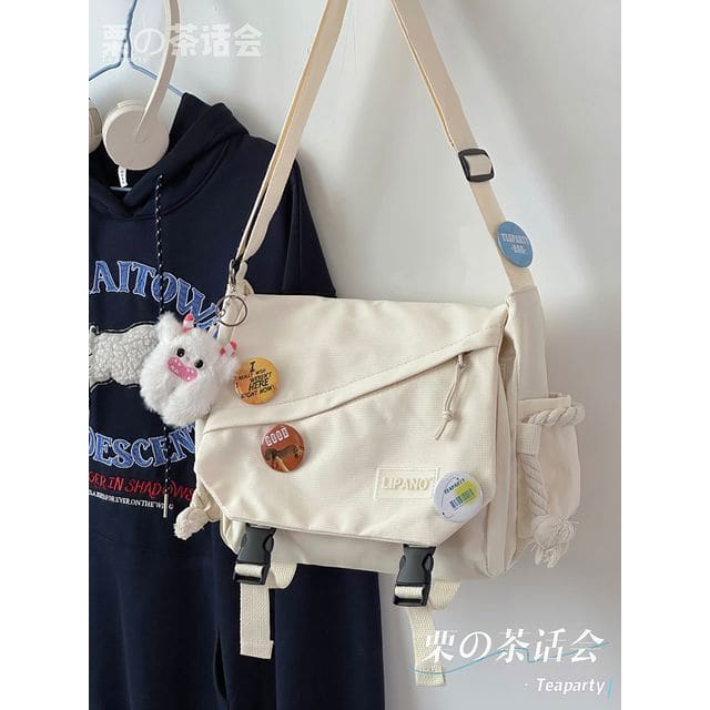 Applique Multi-Pocket Messenger Bag / Bag Charm / Set