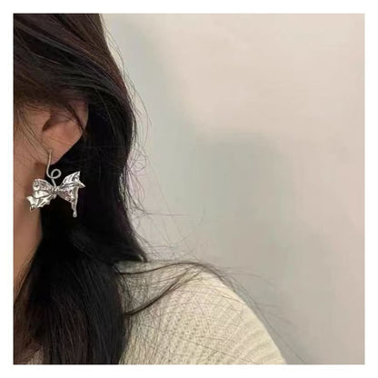 Asymmetrical Bow Earring