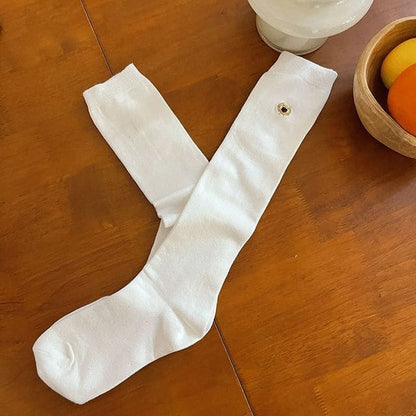 Badge Embroidered Socks - White / One Size