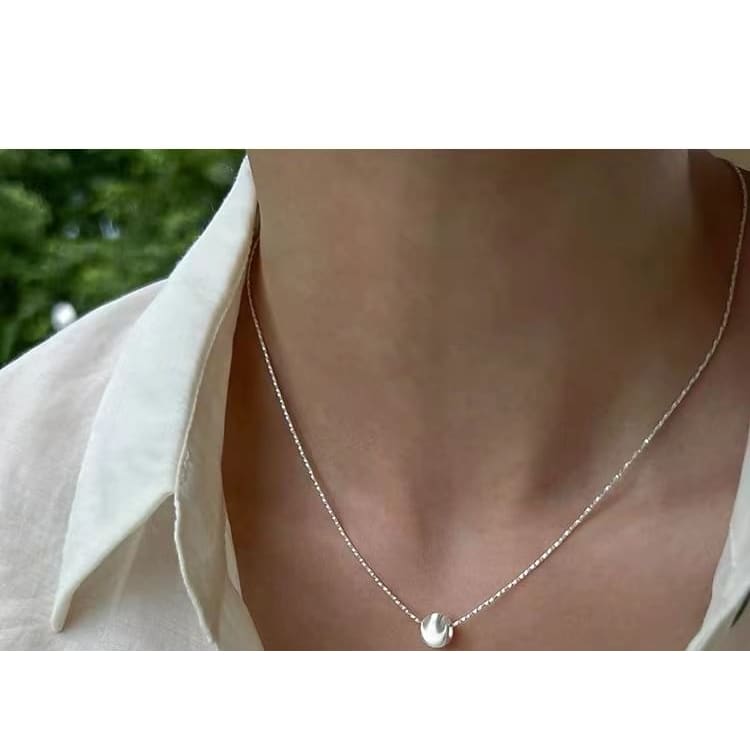 Bead Pendant Necklace