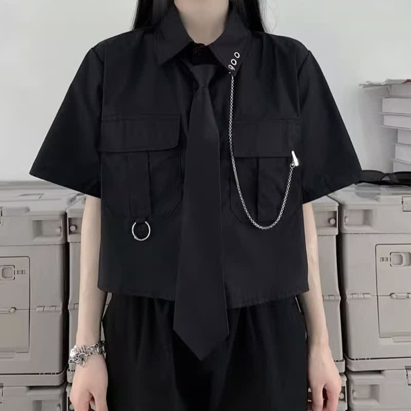 Black Chain Pocketed Tie Polo T-Shirt Cargo Skirt