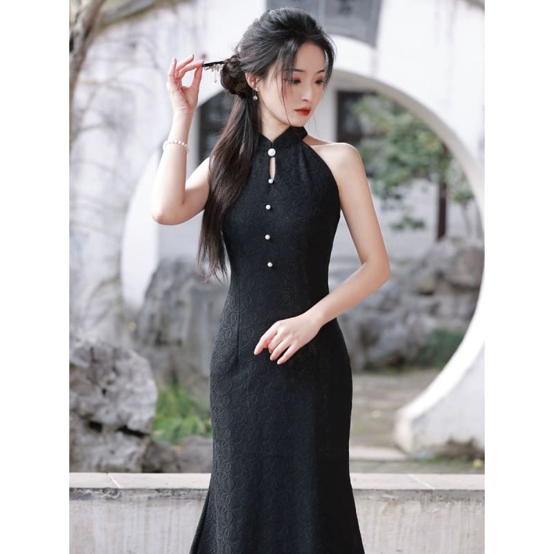 Black Elegant Sleeveless Long Cheongsam - Female Hanfu