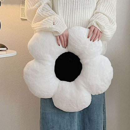 Black White Flower Pillow - S / White - Pillow