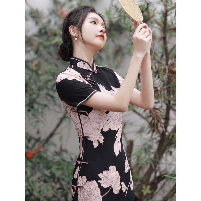 Black with Pink Flowers Cheongsam - Female Hanfu