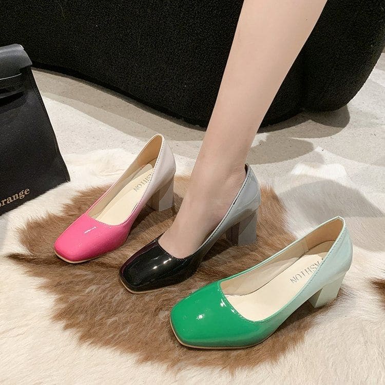 Block Heel Gradient Pumps