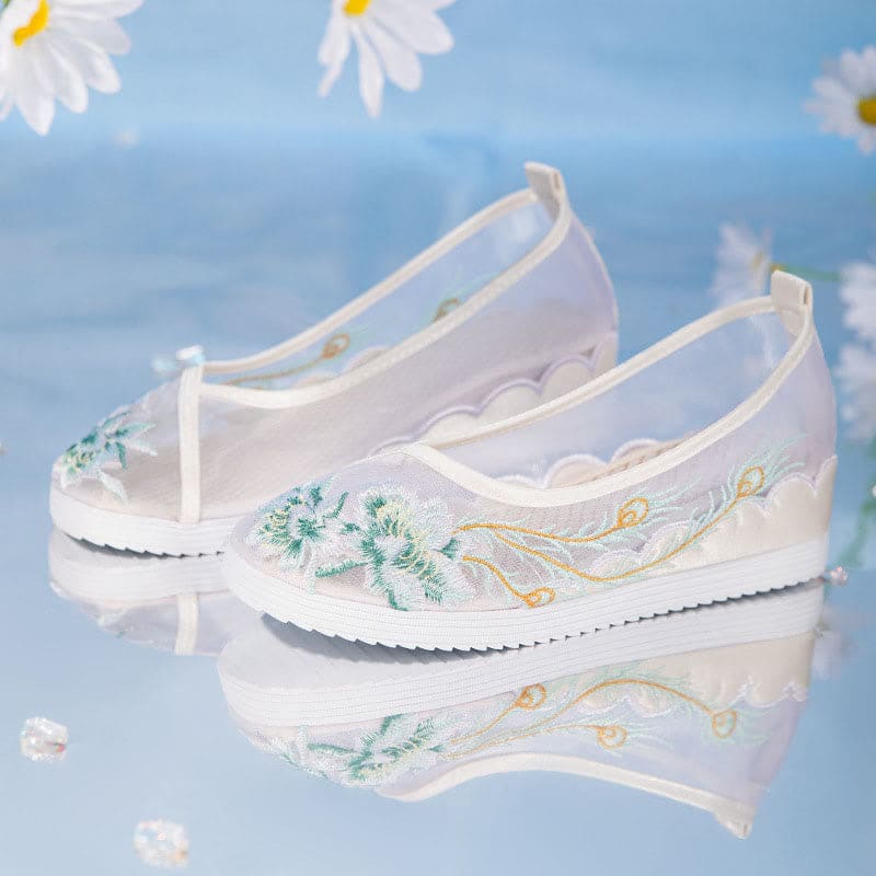 Blue Floral Embroidery Flat Mesh Shoes