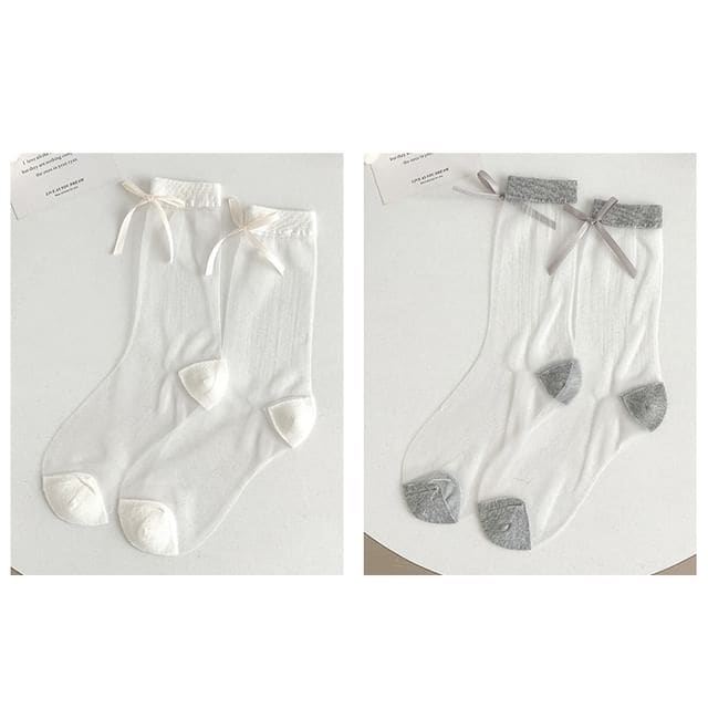 Bow Accent Mesh Socks Set - Set Of 2 Pairs - White & Gray