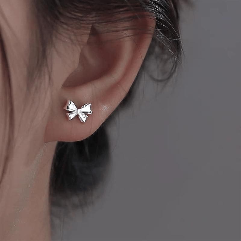 Bow Ear Stud