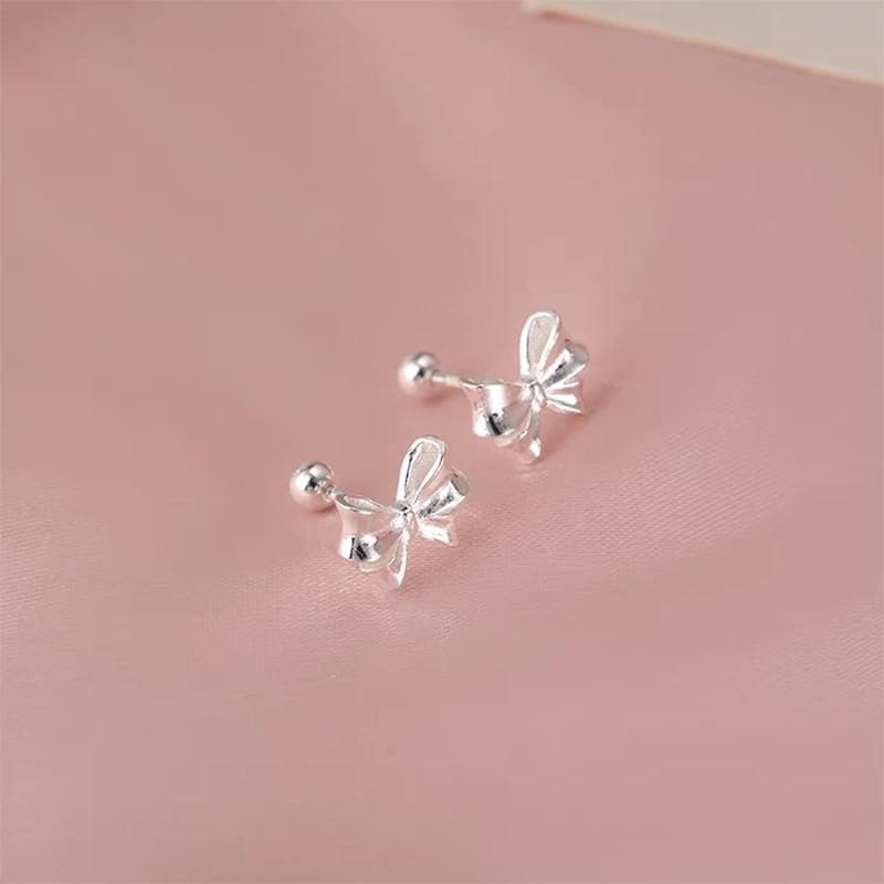 Bow Ear Stud