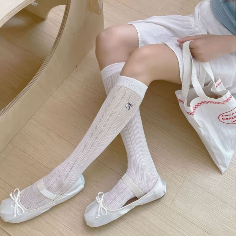 Bow Embroidered Socks