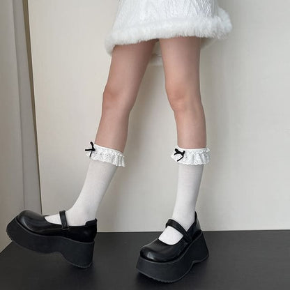 Bow Eyelet Lace Trim Socks