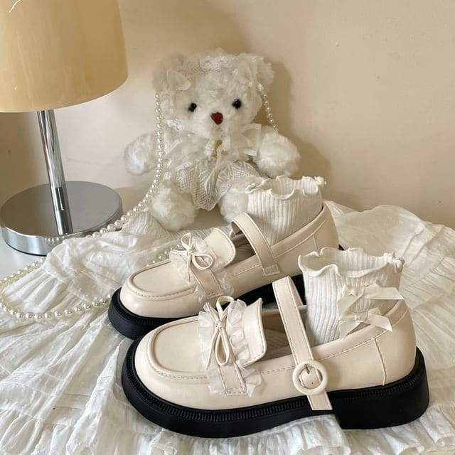 Bow Faux Leather Mary Jane Shoes - Off-White / 35