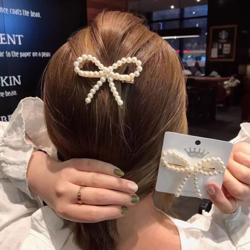 Bow Faux Pearl Hair Clip