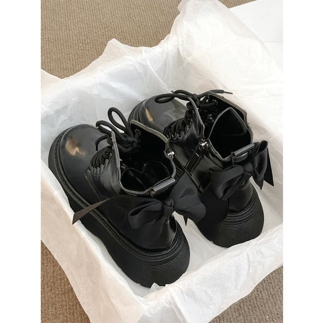 Bow Lace - Black / 35