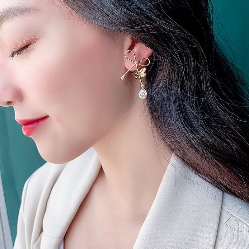 Bow Rhinestone Alloy Earring Egirldoll