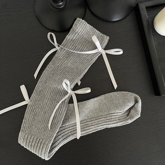 Bow Tall Socks - Gray / One Size