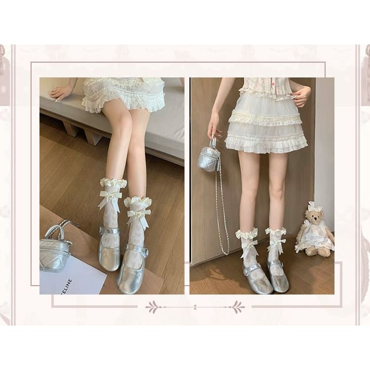 Bowknot Ruffle Trim Socks - Milky White / One Size