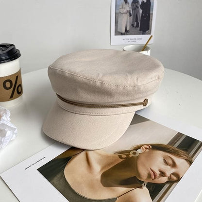 Buckled Newsboy Cap - Beige / One Size