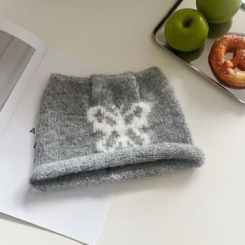 Butterfly Knit Beanie - Gray / One Size