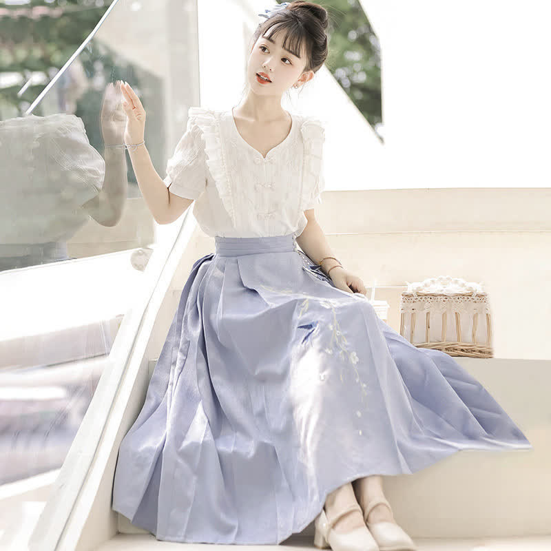 Sweet Buckle T-Shirt Embroidery Tassel Pleated Skirt