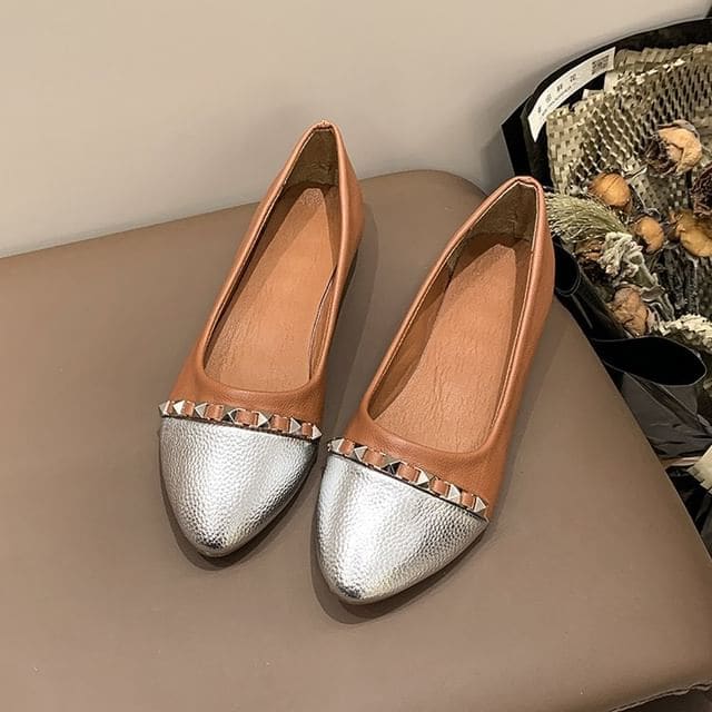 Cap Toe Studded Flats - Brown / 35