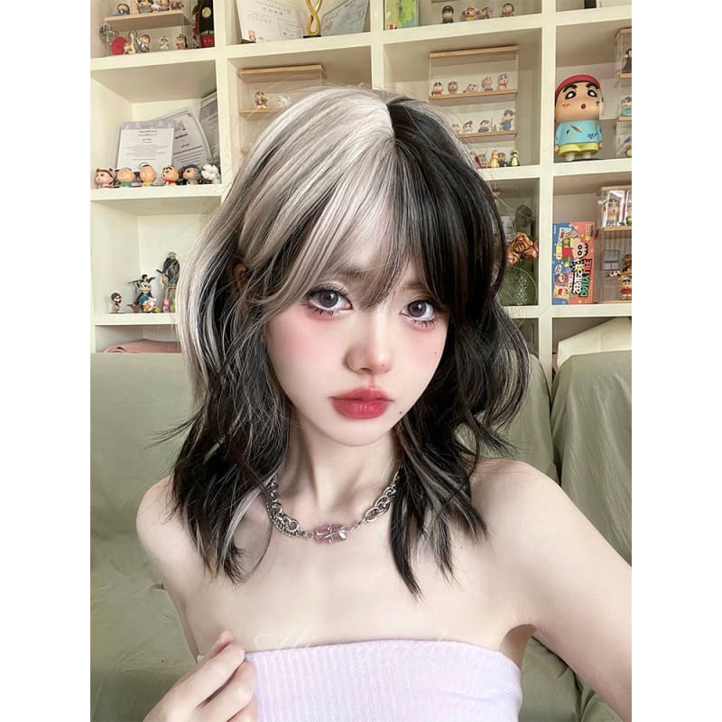 Casual Series Cruella White and Black Wig - Graphite moon