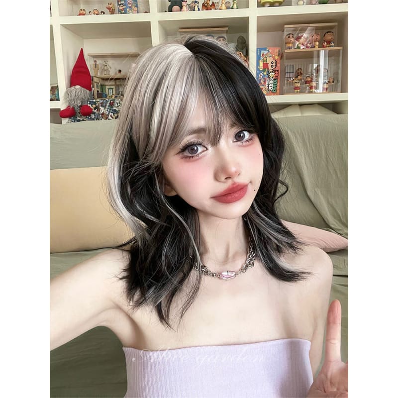 Casual Series Cruella White and Black Wig - Graphite moon