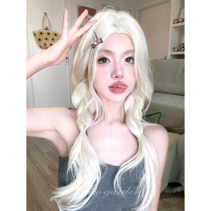 Casual Series Ultra Light Blonde Long Wig ON977 - White gold