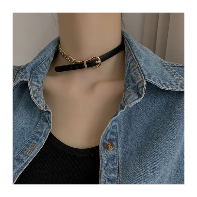 Chain Faux Leather Buckle Choker