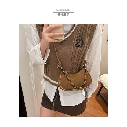 Chain Strap Crossbody Bag